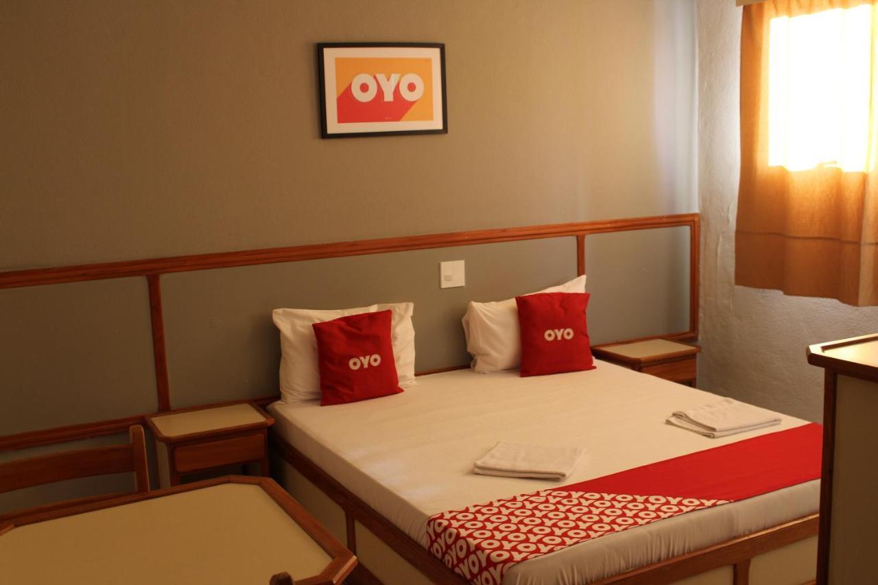 Hotel เตออฟิลู โอโตนี ภายนอก รูปภาพ